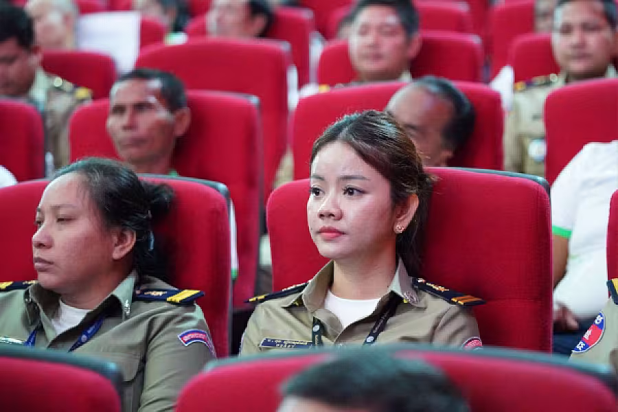 ឯកឧត្តម នេត សាវឿន អញ្ជើញជាអធិបតីភាពក្នុងពិធីអបអរសាទរទិវាជនមានពិការភាពកម្ពុជាលើកទី២៧ និងអន្តរជាតិលើកទី៤៣ នៅរាជធានីភ្នំពេញ - Image 11