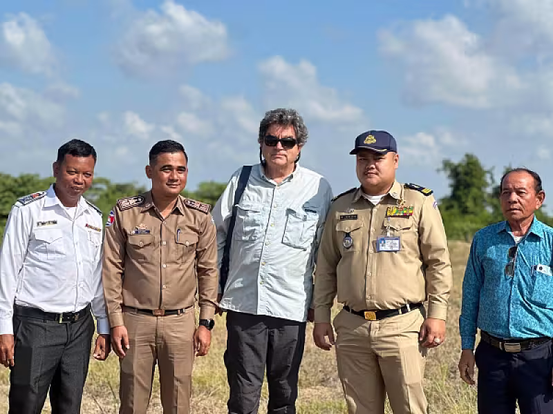 អ.ន.ក. ខេត្តបាត់ដំបង ចុះពិនិត្យទីតាំងសាងសង់សាលារៀនជូនកូនៗអតីតយុទ្ធជន និងនិវត្តជនលើដីសម្បទានសង្គមកិច្ច - Image 5