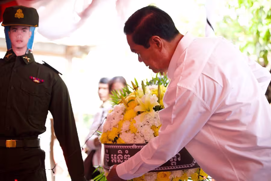 ថវិការំលែកមរណទុក្ខរបស់ សម្តេចមហាបវរធិបតី ហ៊ុន ម៉ាណែត បានប្រគល់ជូនគ្រួសារសពវីរកងកម្លាំងពលី ២រូប ក្នុងខេត្តឧត្តរមានជ័យ  - Image 11