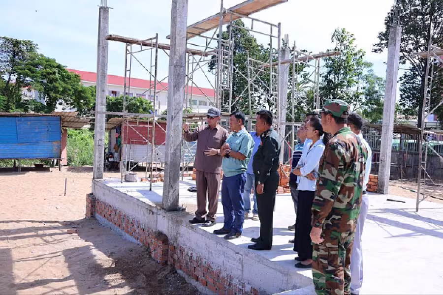 ឯកឧត្តម គួច ចំរើន ដឹកនាំក្រុមការងារចុះពិនិត្យវឌ្ឍនភាពនៃការសាងសង់អគារទីស្នាក់ការ អ.ន.ក. ខេត្តកណ្តាល   - Image 8